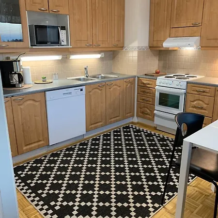 Cozy 2Br Apartment Ka64 , Free Parking, Sauna Appartement *